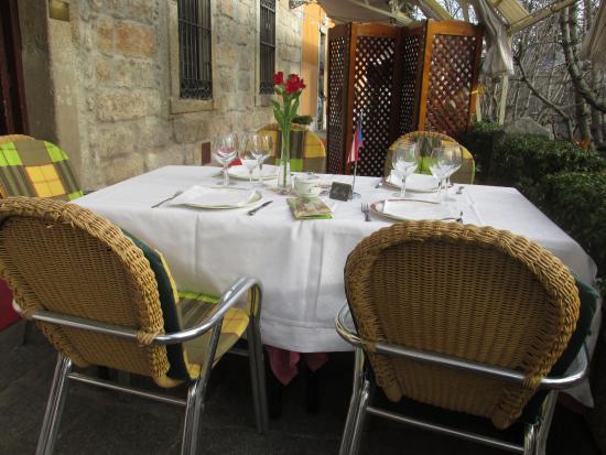 experience traditional cuisine at charoles restaurant in san lorenzo de el escorial