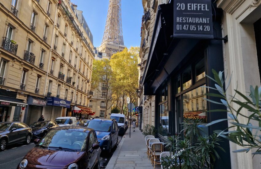 foodies delight reviewing 20 eiffel restaurants traditional and modern cuisine in paris