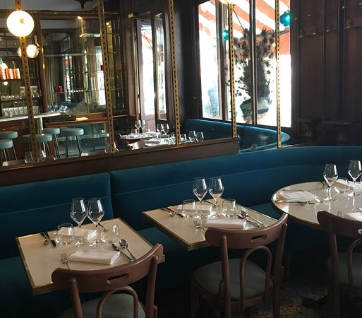 experience modern cuisine at jouvence restaurant in paris