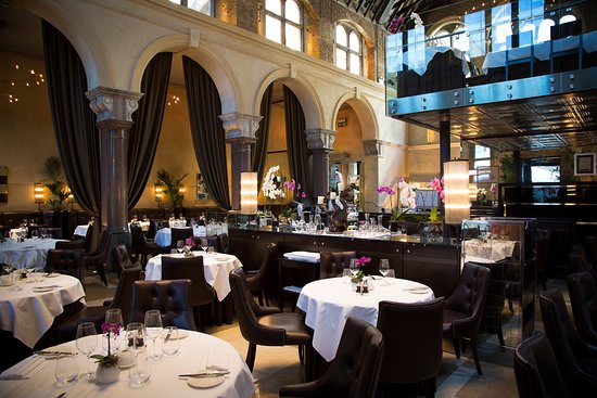 french foodie experience at galvin la chapelle restaurant in london